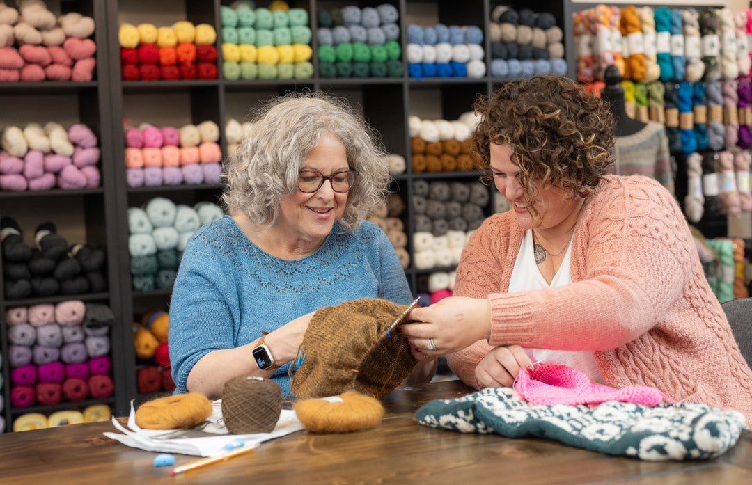 Beginner knitting class at Skein Yarn Shop