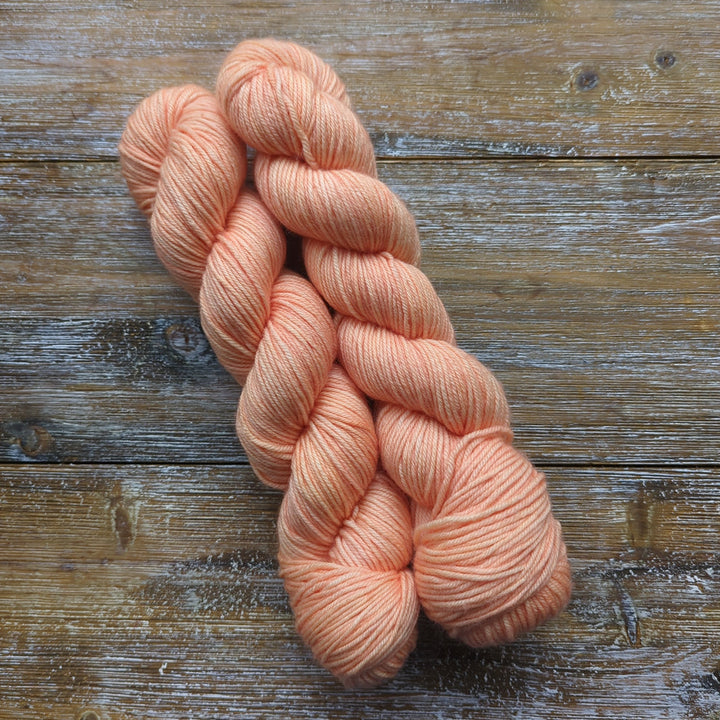Junkyarn 100% Superwash Merino  Wool DK Yarn