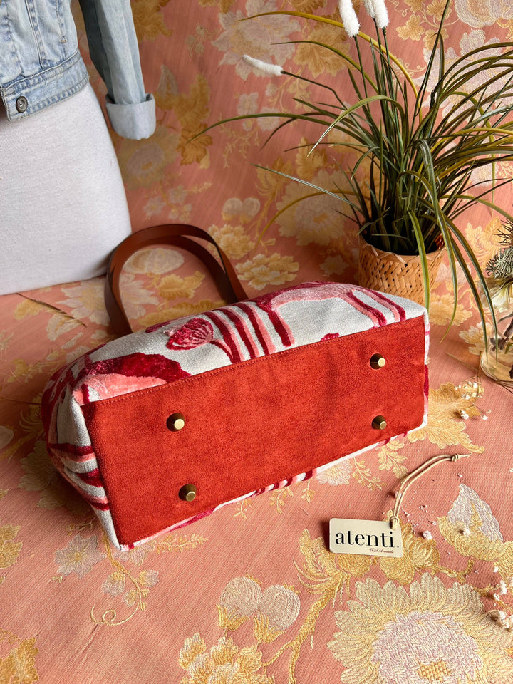 Lalique Molly: Modern Tapestry Doctor Bag, Metal Snap Frame