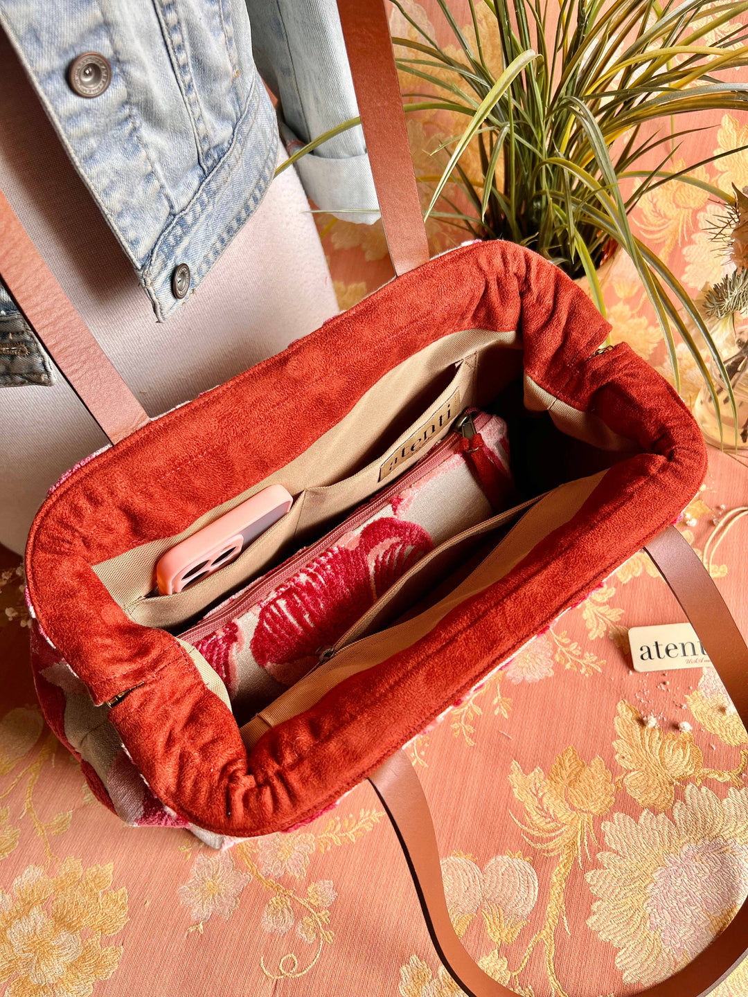 Lalique Molly: Modern Tapestry Doctor Bag, Metal Snap Frame