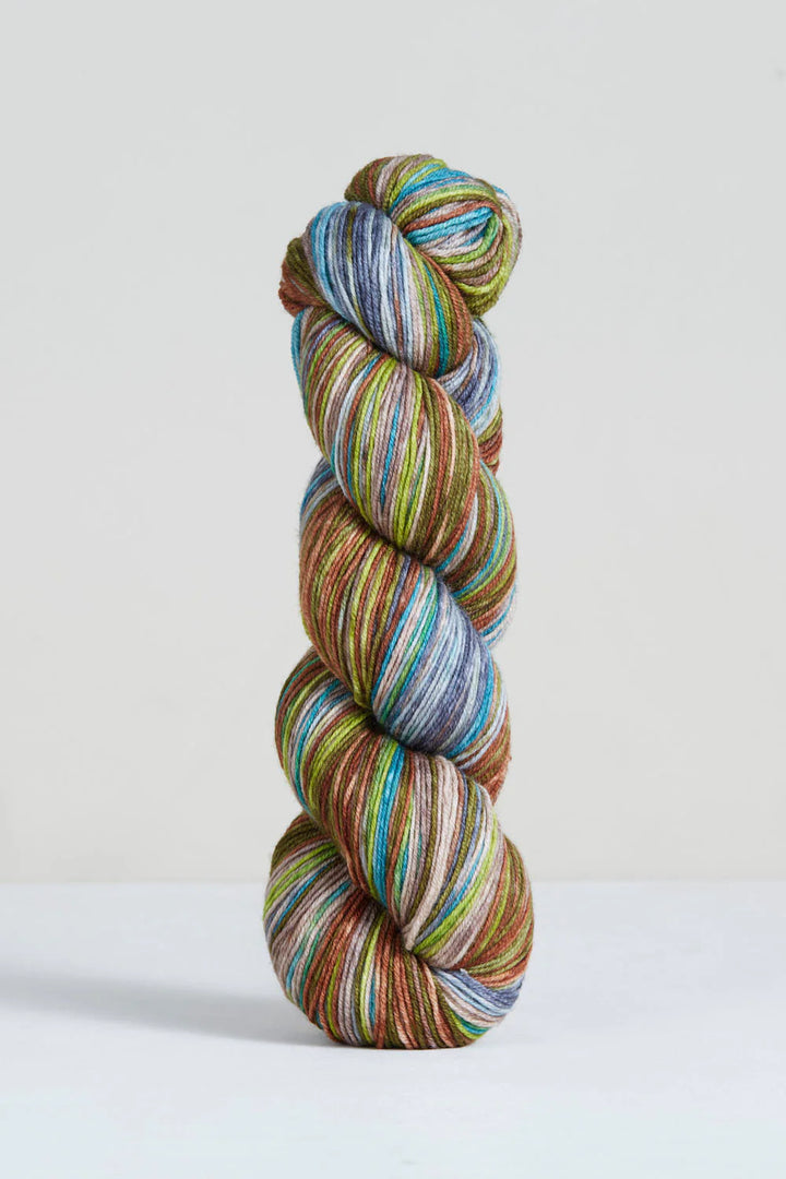 Uneek Fingering by Urth Yarns