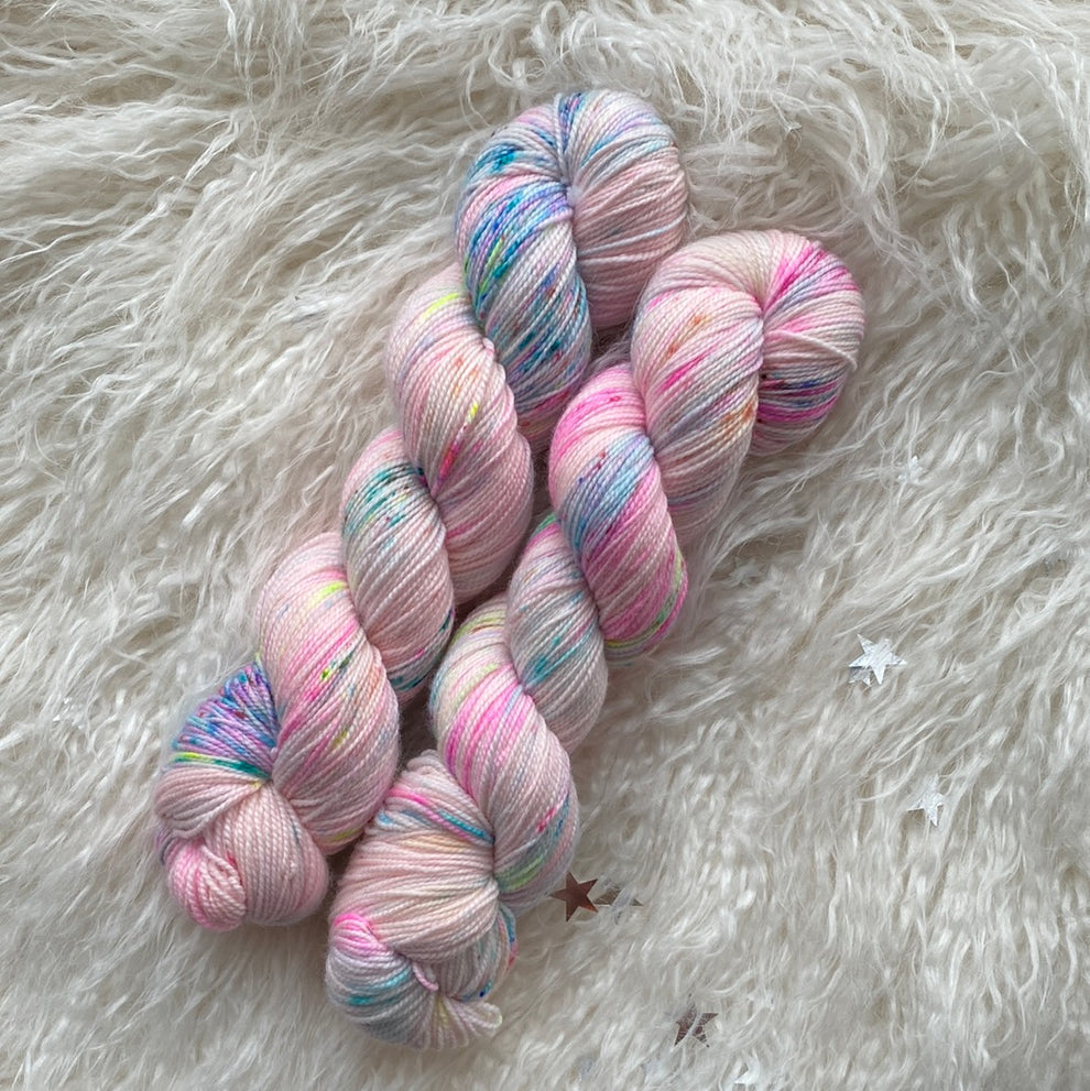 Junkyarn Boss Sock 80/20 2-ply Fingering Weight Yarn