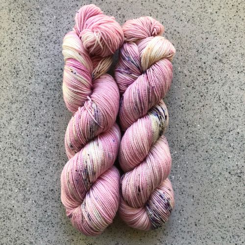 Junkyarn 100% Superwash Merino  Wool DK Yarn