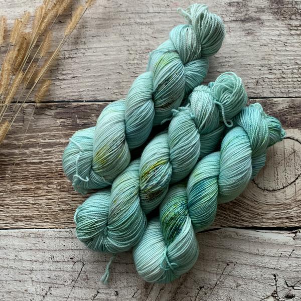 ontheround Nimble Sock