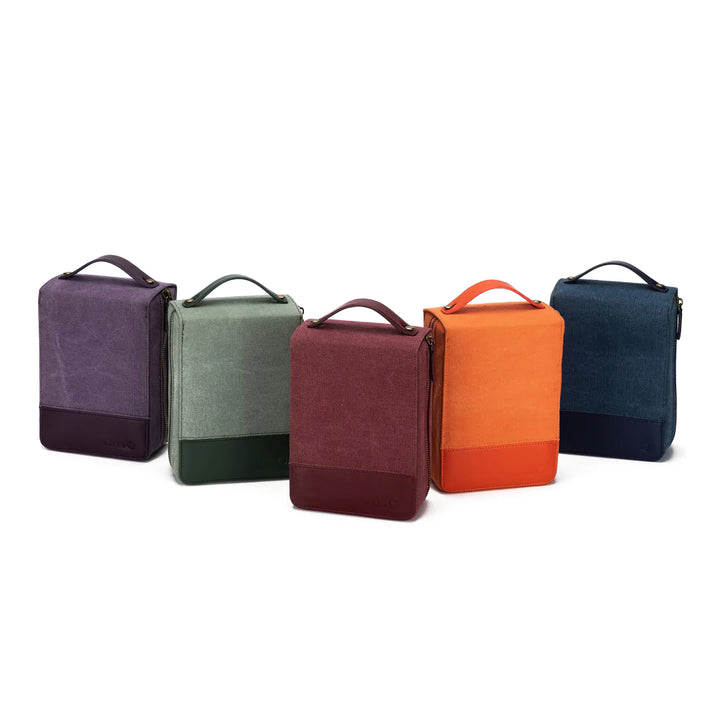 Della Q Maker’s Circular Needle Case